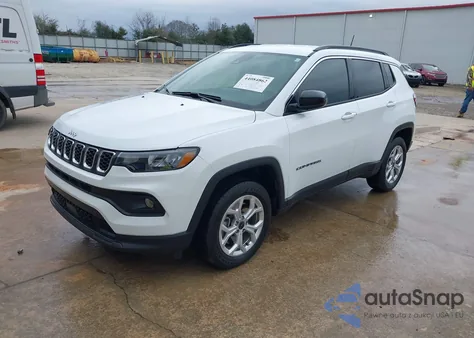 2025 Jeep Compass Latitude 4X4 from USA, damaged, VIN 3C4NJDBN8ST561605